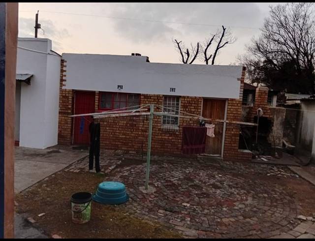 14 BEDROOM HOUSE FOR SALE IN ELSBURG